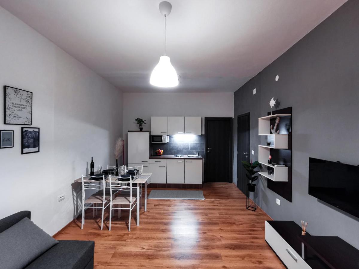 Apartments & Studio Pekica روفينج المظهر الخارجي الصورة