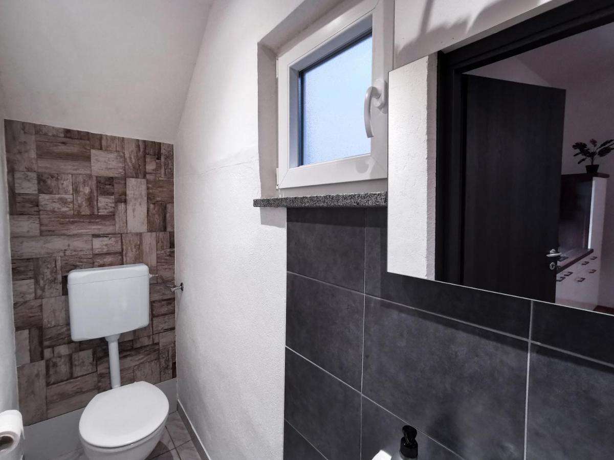 Apartments & Studio Pekica روفينج المظهر الخارجي الصورة