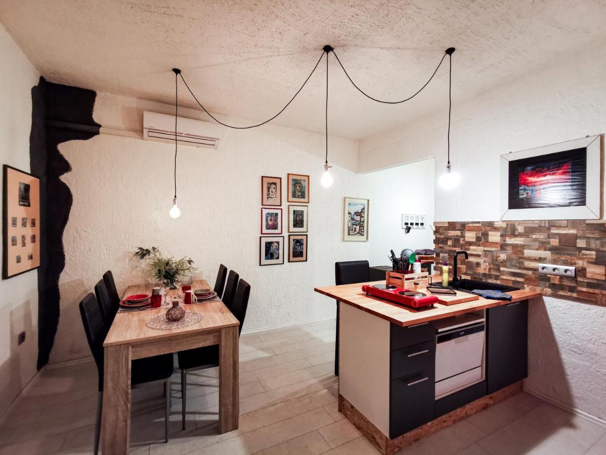 Apartments & Studio Pekica روفينج المظهر الخارجي الصورة